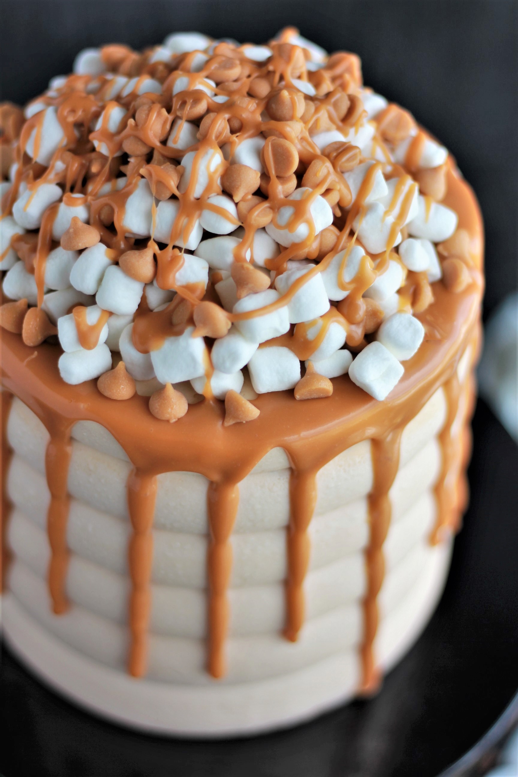 Butterscotch Marshmallow Cake Baking with Blondie
